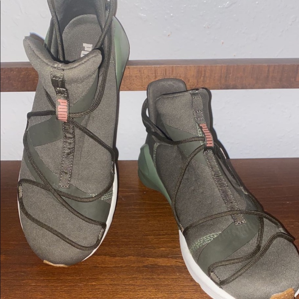Puma sneakers